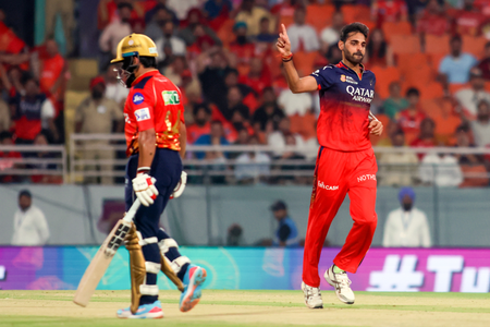 आईपीएल में 2008 से 2025 तक पर्पल कैप जीतने वाले गेंदबाज