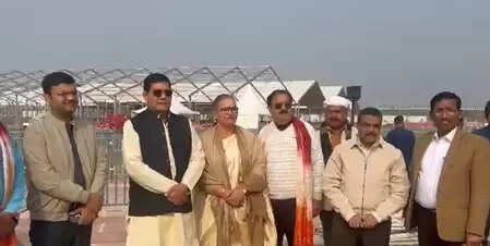 लखनऊ : एके शर्मा ने राष्ट्र प्रेरणा स्थल का किया निरीक्षण, कहा- '6.5 लाख टन कूड़ा हटाकर सुंदर पार्क बनाना सुशासन का उदाहण'