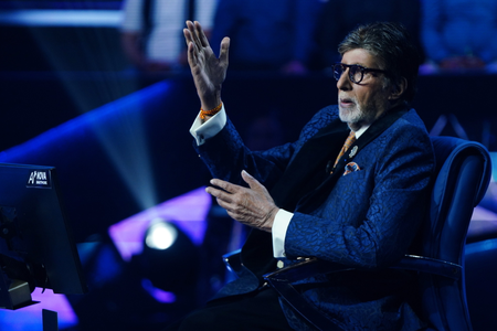 अमिताभ बच्चन को पसंद आया जेन-जी का अंदाज, बोले- 'जिंदगी को सिर्फ हासिल नहीं करना, उसे जीना भी है'