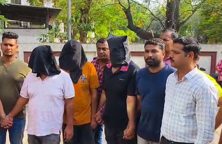 महाराष्ट्र टीईटी पेपर लीक केस: एसटीएफ ने हाजीपुर में साइबर कैफे पर मारा छापा, तीन लोग हिरासत में