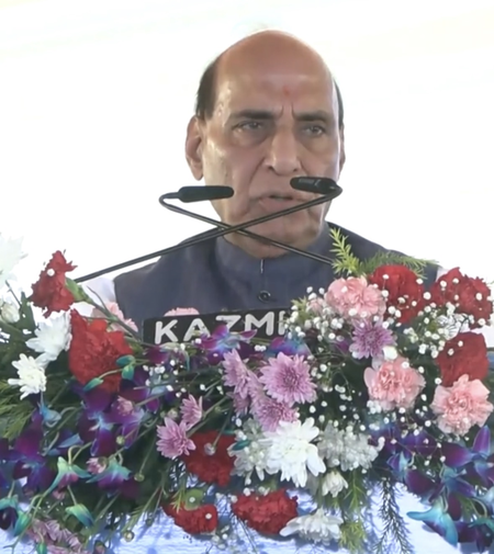 'विकसित भारत' की यात्रा हर मोहल्ले, हर बस्ती और हर परिवार तक पहुंचनी चाहिए : राजनाथ सिंह