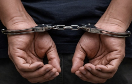 लखनऊ: जेई-सुपरवाइजर को 7.50 लाख रुपये की रिश्वत लेते विजिलेंस टीम ने किया गिरफ्तार