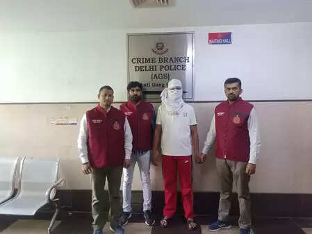दिल्ली क्राइम ब्रांच की बड़ी कार्रवाई, लॉरेंस बिश्नोई गैंग से जुड़ा वांछित शूटर गिरफ्तार