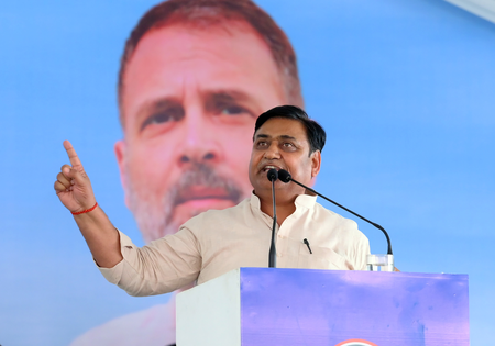 राजस्थान कांग्रेस प्रमुख ने पाठ्यक्रम में बदलावों पर चिंता जताई