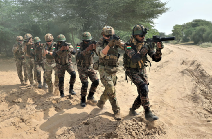 भारत की सैन्य शक्ति पाकिस्तान पर भारी, हर मोर्चे पर दुश्मन फेल