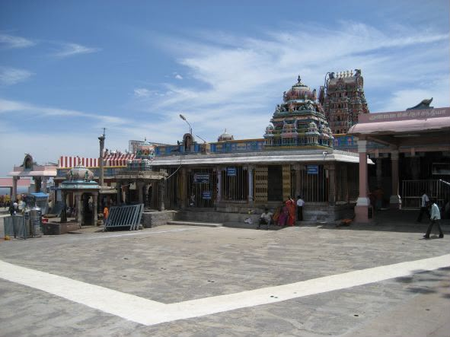 पलानी मंदिर भूमि घोटाला: सीबी-सीआईडी ने पांच अधिकारियों से की पूछताछ, जांच का दायरा बढ़ाया