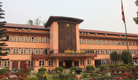 नेपाल में मुख्य न्यायधीश के पद पर नियुक्ति को लेकर बालेंद्र सरकार और न्यायपालिका आमने-सामने