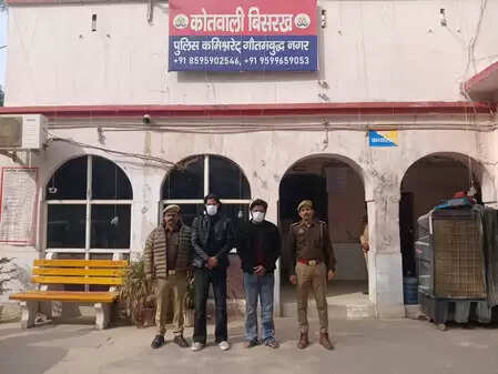 न्यू ईयर पार्टी में युवक की हत्या, बिसरख पुलिस ने दो आरोपियों को किया गिरफ्तार