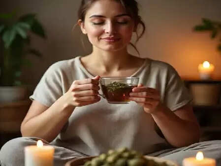 महिलाओं में पोषण की कमी का संकेत देते हैं ये लक्षण, जानें कारण और उपचार