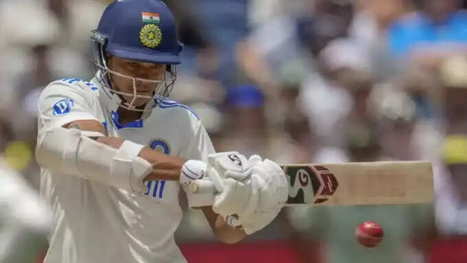 रोहित के बाद कोहली ने भी टेस्ट को कहा अलविदा, युवा पीढ़ी के ये स्टार तोड सकते है उनके ये बडे रिकार्ड?