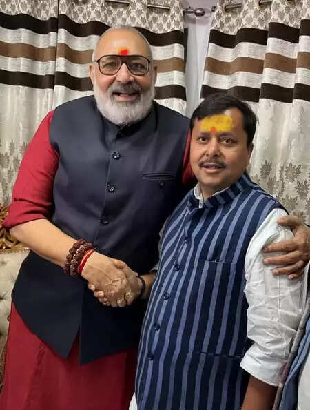 नितिन नबीन को भाजपा का कार्यकारी अध्यक्ष बनाना बिहार के लिए सौभाग्य की बात: गिरिराज सिंह