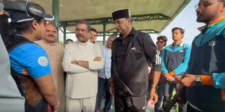 भोपाल में शिक्षा मंत्री धर्मेंद्र प्रधान ने खिलाड़ियों से की बातचीत, शिक्षा से जुड़ी पहलों की समीक्षा की