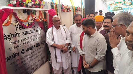 भारत के विकास के लिए सामूहिक प्रयास जरूरी: राजस्थान के मंत्री