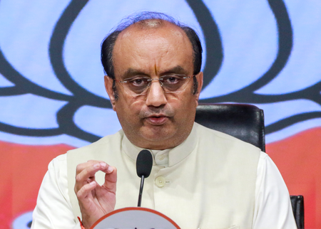 नवगठित संसदीय समितियों में राघव चड्ढा, स्वाति मालीवाल समेत कई प्रमुख नेताओं को मिली जगह