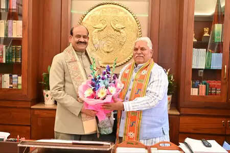 बिहार विधान सभा अध्यक्ष डॉ. प्रेम कुमार ने दिल्ली में ओम बिरला से की भेंट, प्रबोधन कार्यक्रम में किया आमंत्रित