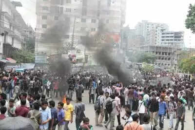 बांग्लादेश: चुनाव से पहले लैंगिक हिंसा और हिंदुओं पर हमलों में चिंताजनक बढ़ोतरी