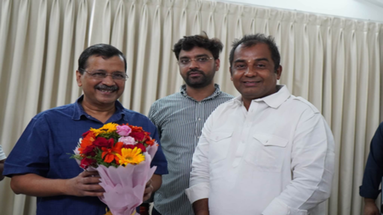 आम आदमी पार्टी ने अनिल झा को कर्नाटक का बनाया प्रभारी, विधायक ने जताया शीर्ष नेतृत्व का आभार
