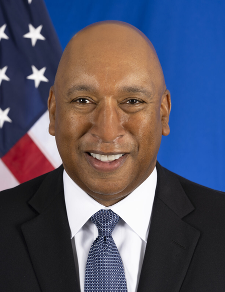 अमेरिका ने 330 अरब डॉलर के हथियार बेचे, तेज प्रणाली के लिए बनाया दबाव