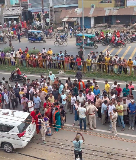 अंडे से हुए हमले मामले में महुआ मोइत्रा को मिला समर्थन, सीपीआई(एम) ने की कड़ी आलोचना