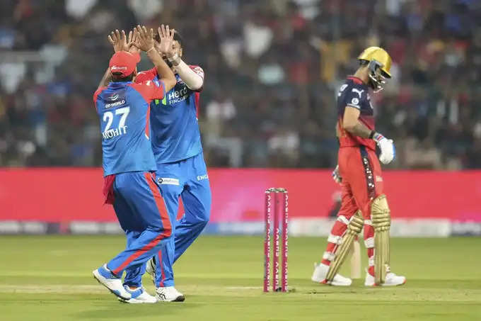 मिडिल ऑर्डर की नाकामी, गेंदबाजों की पिटाई, RCB की हार के ये रहे 5 मुजरिम, जिन्होंने घर में ही कटा दी नाक