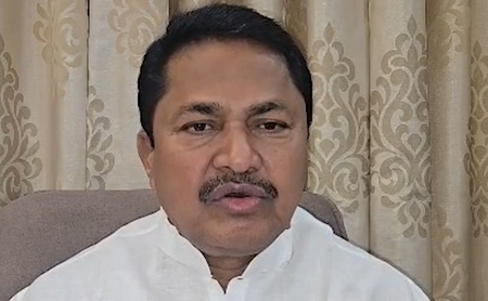 महाराष्ट्र की सियासत में एनसीपी को लेकर हलचल, विपक्ष ने दल तोड़ने की कोशिश का लगाया आरोप