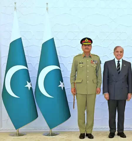 पाकिस्तान-लीबिया हथियार सौदा: संयुक्त राष्ट्र प्रतिबंधों का उल्लंघन, वैश्विक चिंता बढ़ी