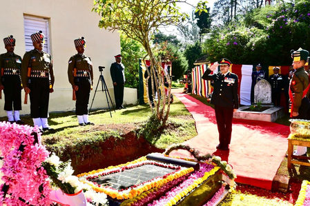 फील्ड मार्शल सैम मानेकशॉ की 18वीं पुण्यतिथि पर तीनों सेनाओं ने दी श्रद्धांजलि, सैन्य विरासत को किया नमन