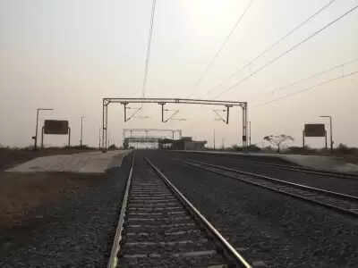 भारतीय रेलवे कई देशों से आगे निकला, ब्रॉड गेज नेटवर्क का विद्युतीकरण 99 प्रतिशत के पार