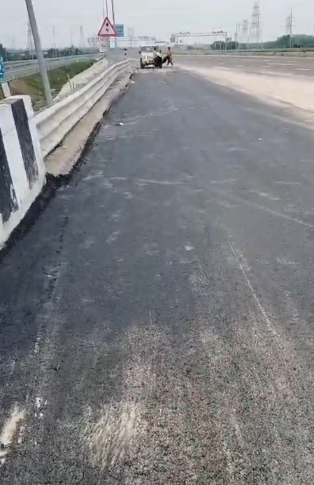 बारिश के बीच गंगा एक्सप्रेसवे पर रफ्तार बरकरार, क्षतिग्रस्त हिस्से समय रहते दुरुस्त