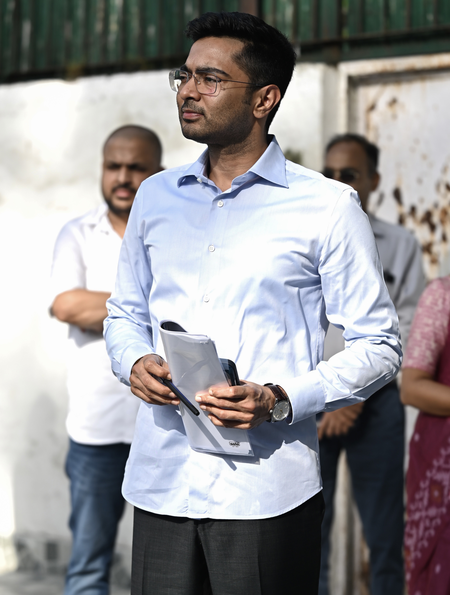 अभिषेक बनर्जी की याचिका पर तुरंत सुनवाई से कलकत्ता हाई कोर्ट का इनकार, सही बेंच में जाने का निर्देश