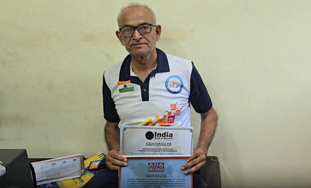 हरियाणा के 'धाकड़ ताऊ': 75 साल की उम्र में 401 मेडल और 300 से ज्यादा सर्टिफिकेट्स, रिकॉर्ड्स बुक में दर्ज है नाम