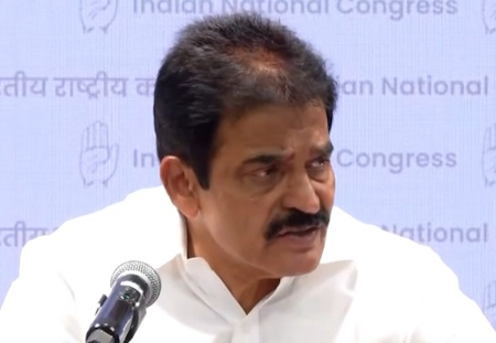 टीएमसी-कांग्रेस विलय की अटकलों पर विराम, केसी वेणुगोपाल बोले- 'सिर्फ अफवाहें, सच्चाई नहीं'