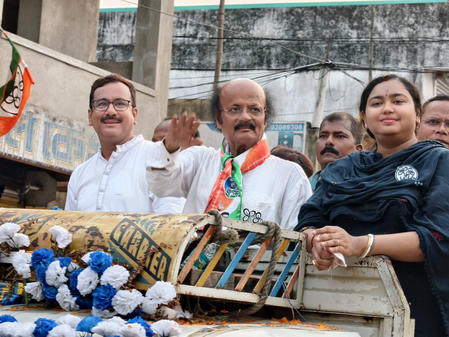 ममता बनर्जी को झटका, नंदीग्राम के बाद रेजीनगर से उम्मीदवार रबीउल आलम चौधरी ने वापस लिया नामांकन