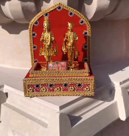 पेरिस में भव्य बीएपीएस हिंदू मंदिर तैयार, सितंबर को खुलेंगे कपाट