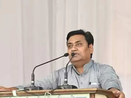 ભાજપ પર ડોટસરા રેગિંગ, દેવીનાની ડિટેક્ટીવ કેમેરા દ્વારા મહિલાઓના ધારાસભ્યોને જુએ છે