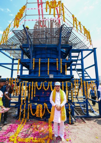 राजस्थान के मुख्यमंत्री ने बूंदी में निर्माणाधीन चंबल एक्वाडक्ट का निरीक्षण किया