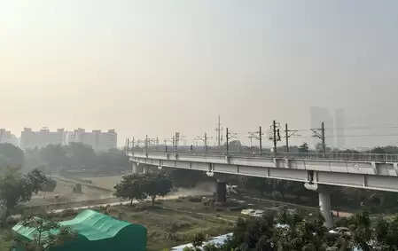 तेज हवाओं से साफ हुई एनसीआर की हवा, ज्यादातर इलाके येलो जोन में; तापमान में बढ़ोतरी के संकेत