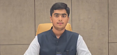 री-इवैल्यूएशन के बाद बदली किस्मत, अहमदाबाद का छात्र बना सीबीएसई 12वीं टॉपर