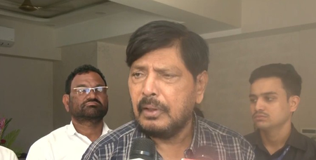 गरबा में धर्म के आधार पर रोक गलत, भाईचारा मजबूत करने की जरूरत : रामदास आठवले