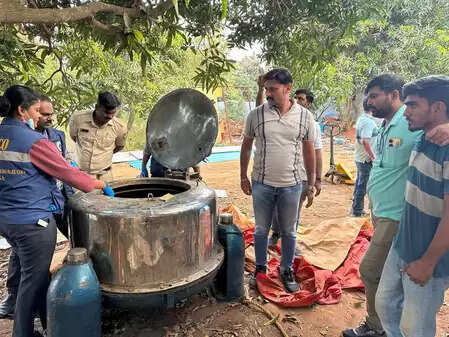 मुंबई से बेंगलुरु तक फैले ड्रग्स नेटवर्क का खुलासा, 55 करोड़ से ज्यादा का माल जब्त