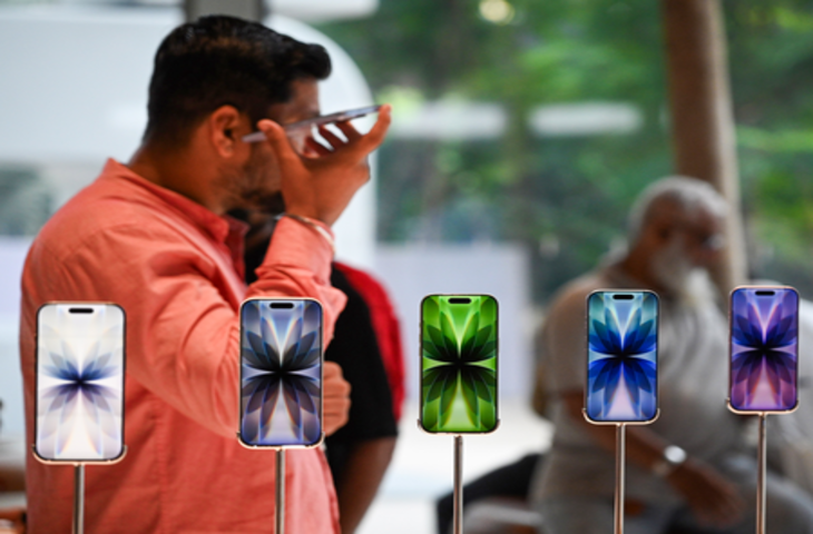 भारत से सबसे ज्यादा निर्यात किया जाने वाला उत्पाद बना आईफोन