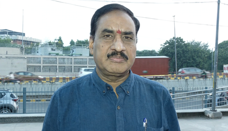 'सरकारी मदरसों में भी लागू हो एक जैसी नीति', सीएम धामी के फैसले पर वीएचपी प्रवक्ता विनोद बंसल