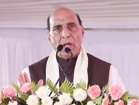 राजनाथ सिंह बोले- 'भारत की 7.7 प्रतिशत जीडीपी वृद्धि मजबूती का प्रतीक', पीएम मोदी के नेतृत्व को सराहा