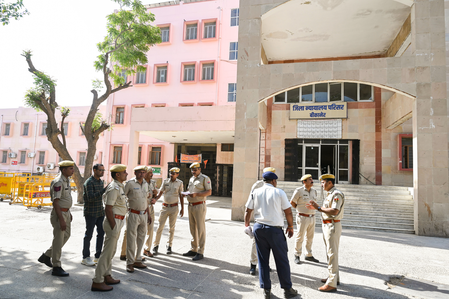 राजस्थान : राष्ट्रीय राजपूत करणी सेना के पूर्व अध्यक्ष की पत्नी को मिली जान से मारने की धमकी
