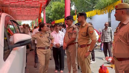 कांवड़ यात्रा को लेकर नोएडा में सुरक्षा के पुख्ता इंतजाम, सीपी और डीएम ने कांवड़ मार्गों का किया निरीक्षण