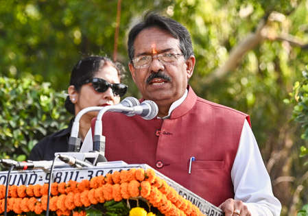 दिल्ली भाजपा अध्यक्ष ने मतदाता सूची के एसआईआर पर बैठक की अध्यक्षता की