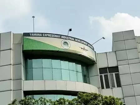 यमुना प्राधिकरण का बड़ा एक्शन: उद्योगों को चालू कराने के लिए नोडल अधिकारी तैनात