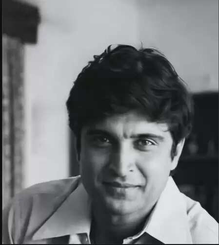 जोया अख्तर ने पापा जावेद को दी जन्मदिन की बधाई, पुरानी तस्वीर शेयर कर लिखा-सब कुछ देने के लिए शुक्रिया