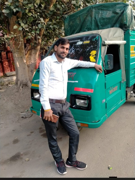 शराब पीने के दौरान विवाद, पड़ोसी ने गला दबाकर की युवक की हत्या, लखनावली गांव में मिला शव