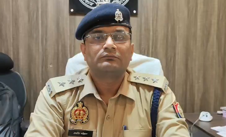 हरदोई में चोरी के शक में घरेलू सहायिका को कुर्सी से बांधकर पीटने का आरोप, पांच लोगों पर एफआईआर